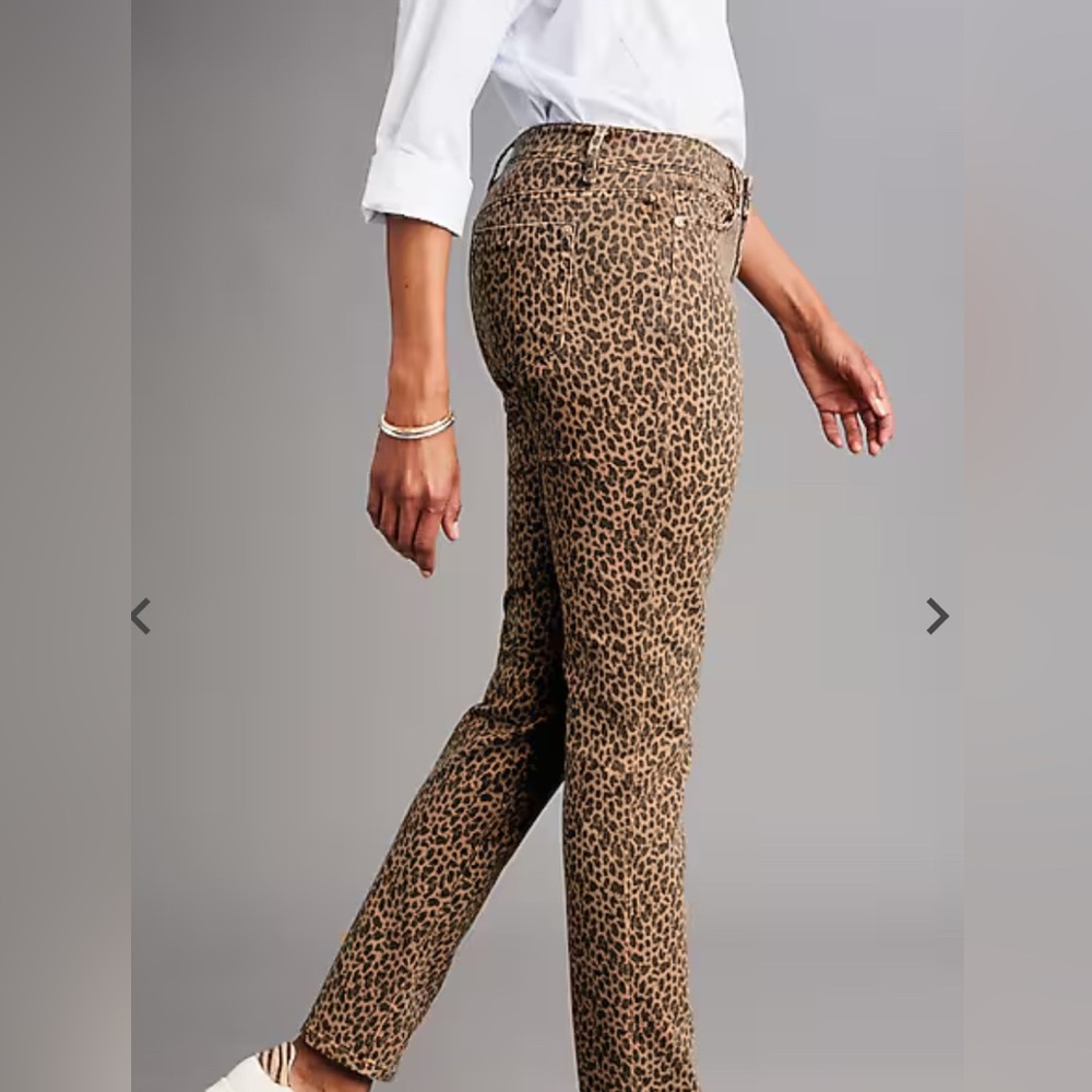 J.Jill Authentic Fit Slim-Leg Jeans Classic Cheetah Print Size 8 NWT - Picture 5 of 16